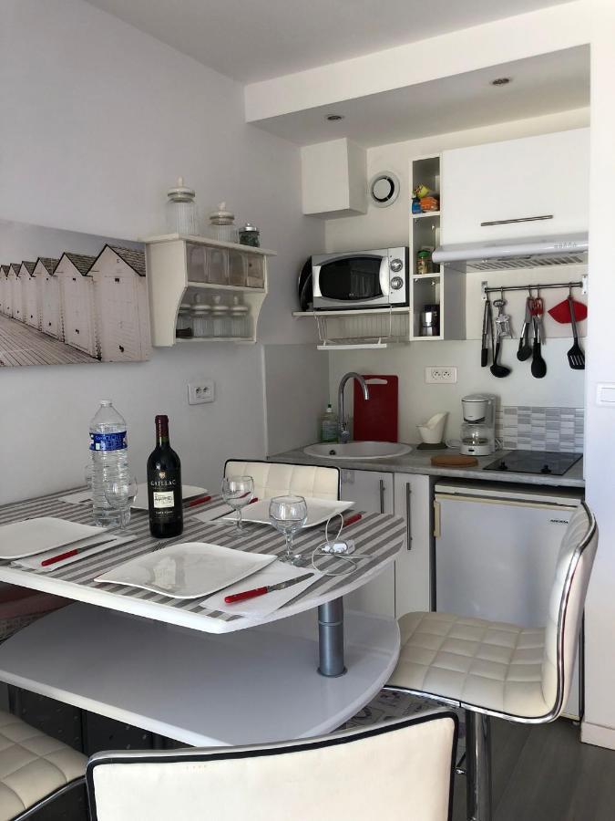 Charmant Studio A Cros De Cagnes 外观 照片
