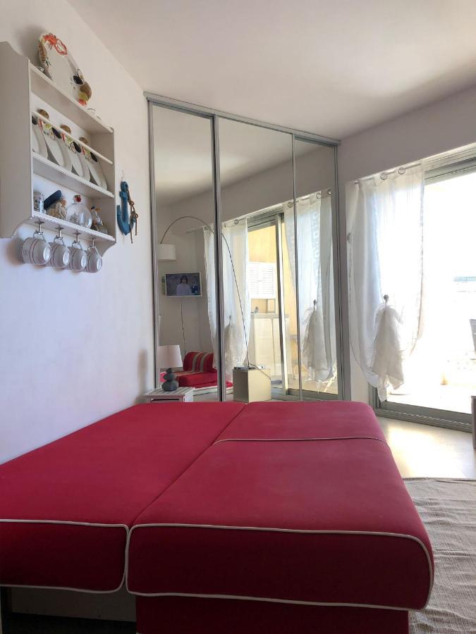 Charmant Studio A Cros De Cagnes 外观 照片